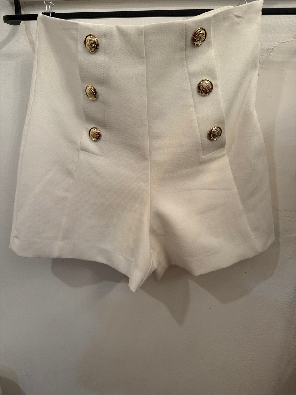 Zara White High-Waist Sailor-Inspired Shorts with Gold Buttons - Picture 1 of 7